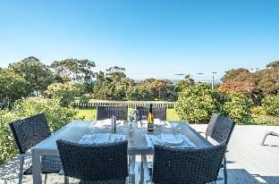 Bridport Beach House Vacation rental in Bridport