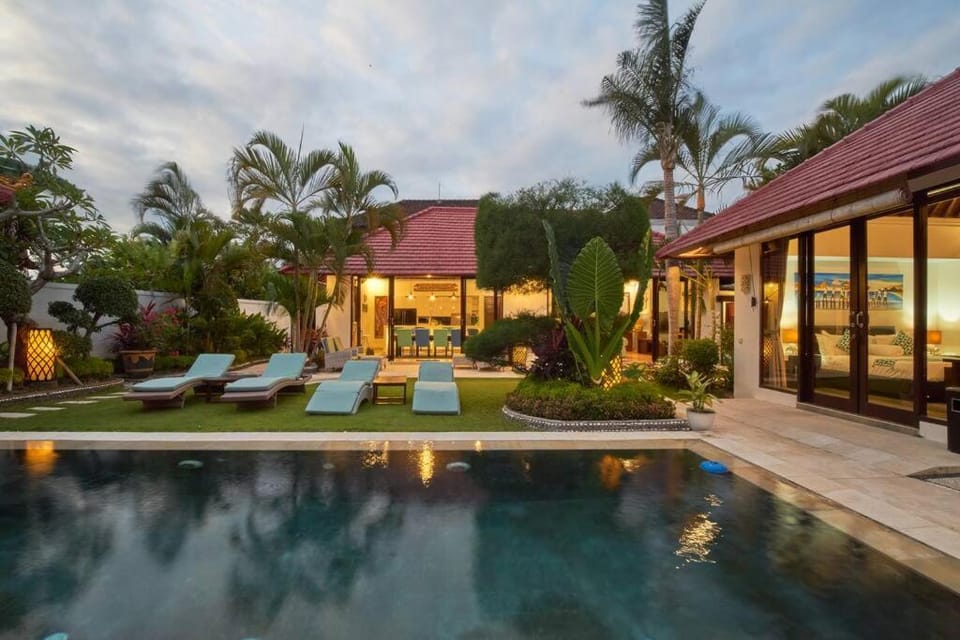 Villa Bulan Batubelig Villa in North Kuta
