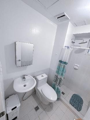 Cozy & Minimalist 1BR QC Area Vacation rental in Quezon City