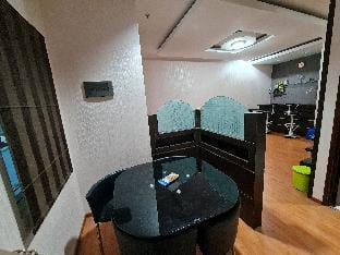 Townhouse MGR2 Pool Side at Central Park Mall Area Apartment in Jakarta