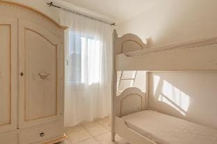 Elegant Residence Ea Bianca 2 Bedroom sleeps 6   extra bed available Apartment in Sardinia