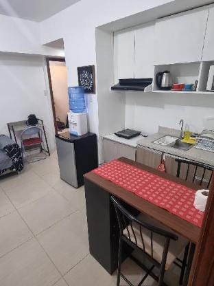 One BR good for 2to5 Pax +Wi+Fi and Netflix  Vacation rental in Lapu-Lapu City