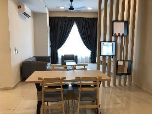 Ong Kim Wee residence/5pax@staycation,4minsJonker Vacation rental in Malacca