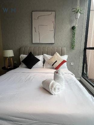 Scarlet Suite KLCC 5 Star Cozy Studio Travel Stay Vacation rental in Federal Territory of Kuala Lumpur