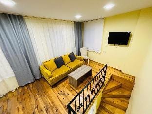 Red Dublex Tiny house in Taksim  Apartment in Istanbul