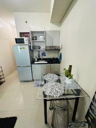 Skyline Inn-Beacon Makati City Apartment in Makati