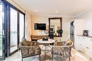 Villa Ibu Dua Romantic 1 BR in Prime Loc Seminyak Villa in Kuta