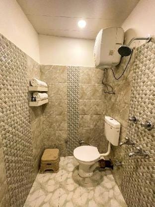 Uptown Cottage- The Mall Apartment in Shimla
