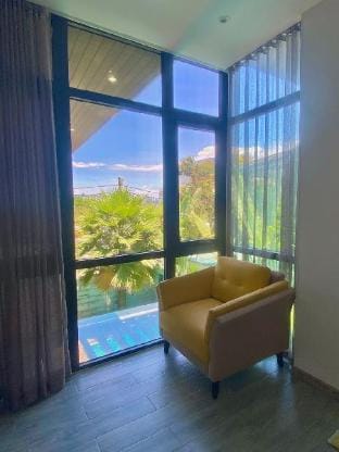 Luxury villa with pool and jacuzzi in quiet area  Villa in Da Nang