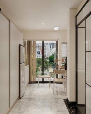 Funhome Apartment Ha Noi - Studio With Balcony Apartment in Laos