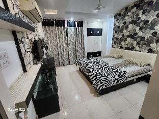 Centrally located 2 BHK| Private flat Apartment in Jaipur