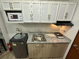 Gravins 616 Condo in Mesavirre Apartment in Bacolod