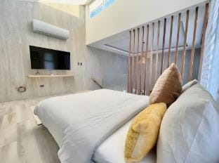 Romantic, Comfy Loft (with Private Onsen) Vacation rental in Tagaytay