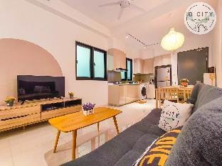 Paradigm Mall - Galaxy suites by RR JBcity Vacation rental in Johor Bahru