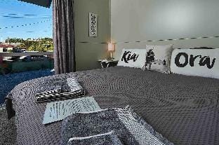 WanaHaka -Lake Wanaka and Town at your door-Part 2 Apartment in Wanaka