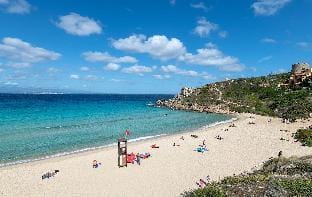 Glorious Residence Le Pavoncelle 1 Bedroom sleeps 4 child Apartment in Santa Teresa Gallura