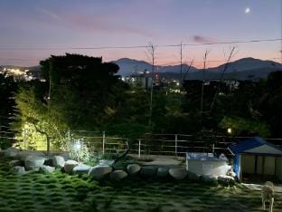 Eodi-aeseo Watni Pension Bed and Breakfast in South Korea