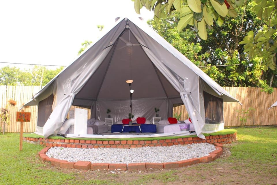 Inap Dusun Fraser Valley Kuala Kubu Bharu Luxury tent in Selangor, Malaysia