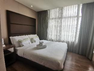 Serena Suites 1714 (17L1) Apartment in Makati