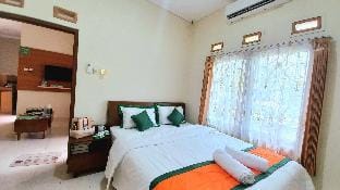 Homestay Syariah Condongcatur By Simply Homy Vacation rental in Special Region of Yogyakarta