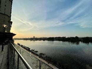 Kuching City Centre Smart Home Luxury Resort Condo Apartment in Kuching