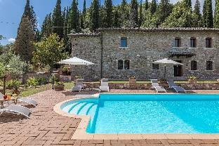 Podere Montioni 6+2, Emma Villas Apartment in Tuscany