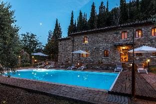 Podere Montioni 6+2, Emma Villas Apartment in Tuscany