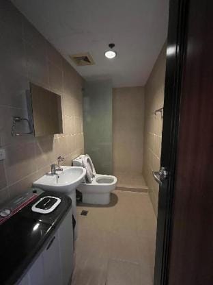 Mosaic Tower - 1 BR Loft Style by Cedar House Apartment in Pasay