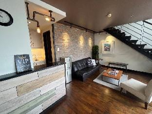 Mosaic Tower - 1 BR Loft Style by Cedar House Apartment in Pasay