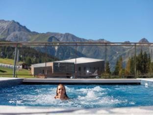 Ski Retreat with Pool Apartment in Landry