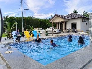 Rumah Armand 2BR with Pool Pengkalan Balak Melaka Vacation rental in Malaysia