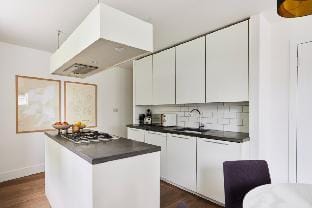 The Ravenscourt Park Escape - Bright 2BDR Flat Apartment in London