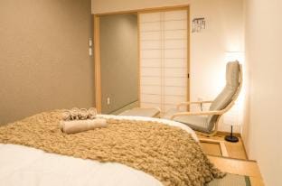 Near Tsurubashi to Nara 6ppl House 3sta to Namba Vacation rental in Osaka