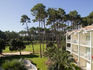 Apartment in Moliets on Golf Course Apartment in Moliets-et-Maa