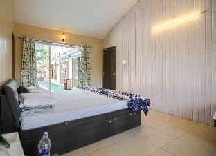 Pool River toch 5bhk Vila nr lonavla panvel mumbai Villa in Maharashtra