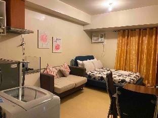 Ayala Condo beside mall+Strong Wifi+Netflix Apartment in Cagayan de Oro