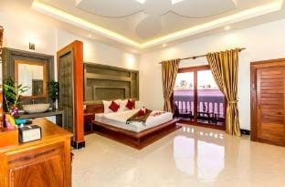 Best Hotel in Siem Reap walk 3 minute to Pubstreet Apartment in Krong Siem Reap
