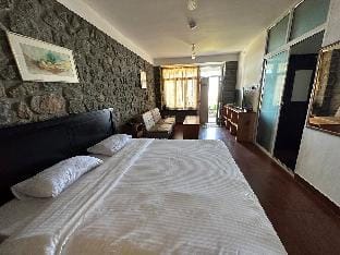Sama Farms Deluxe Double Room Villa in Kodaikanal