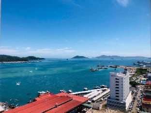 Premium SeaView Studio@The Shore KK C01 NO WASHER Vacation rental in Kota Kinabalu