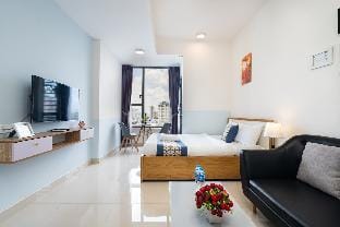 B1130 TrungHome*Studio*Rivergate*Ben Thanh*Pool Apartment in Ho Chi Minh City