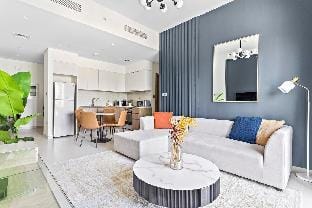 Premium 1BDR in Burj Royale | Elegant Tower Vacation rental in Dubai