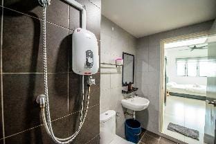 De Luma@Meritus 3 Bedrooms (6 pax) moutain view Vacation rental in Penang