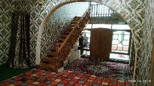 Hotel O Home Rose Petal Vacation rental in India