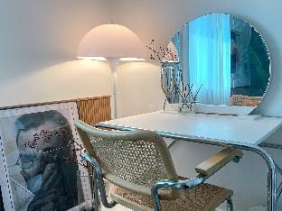 Jamsil Seokchon Lake_Sports Complex_Jamsil Lotte Tower_2 Bedrooms_Camping Style Rooftop_K House Villa in Seoul