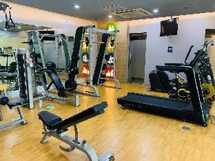 Studio 5O FL w/ Balcony across Terminal 3 Airport Apartment in Pasay