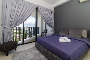 GurneySKyHome: Sunrise Seaview Int'l Cuisine Zone Apartment in Tanjung Bungah
