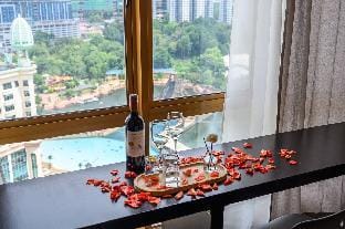 Resort Homestay 2-6pax 1min to Sunway Pyramid Apartment in Subang Jaya