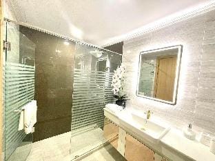Dusit Grand Park 2 Apartment in Pattaya City