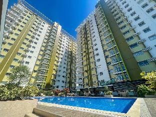 Mesaverte Condotel Near SM Robinson Centrio Apartment in Cagayan de Oro