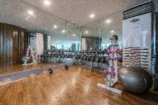 Avant Deluxxe- 2BR - Bonifacio Global City -Garden Apartment in Makati